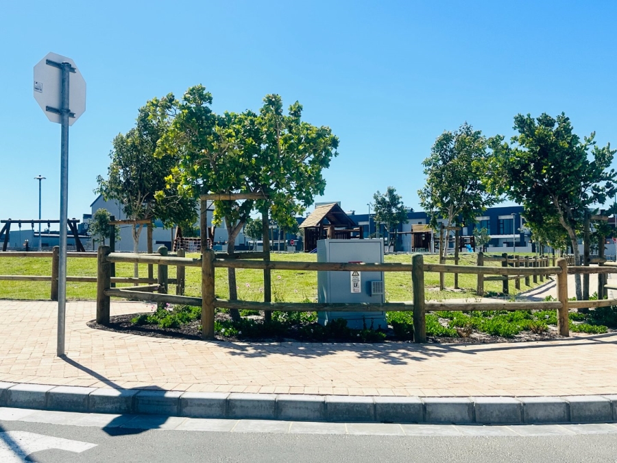 3 Bedroom Property for Sale in Sandown Western Cape